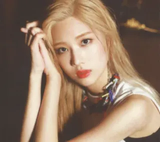 • Kıм Lıp  ~ мyα ~ @Loona_Team 🌙 • telegram stickers