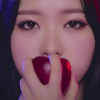 🍆 486e3a87 woman, apple, red, beauty, portrait, fruit telegram sticker