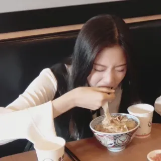 🍜 6898cc7e telegram sticker