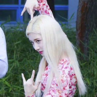 👊 fe91ef2f woman, girl, portrait, pose, person telegram sticker