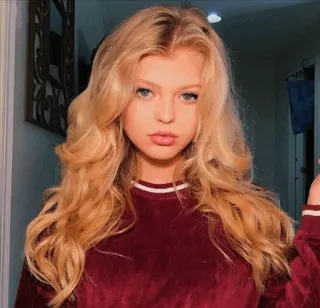 😐 8aa633ed pirang, wanita, potret, orang, perempuan, muda, gadis whatsapp sticker