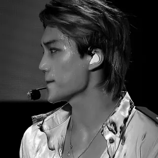 🌚 6bba6aed person, man, sweat, k-pop, singer, performance telegram sticker