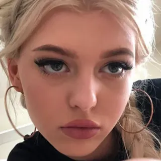 🔥 763f3ded 여자, 소녀, 인물 사진, 얼굴, 금발 telegram sticker