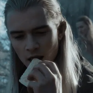 💍 6a582b8e Legolas The Lord of the Rings Legolas, elfo, mangiare, Il Signore degli Anelli, fantasy telegram sticker