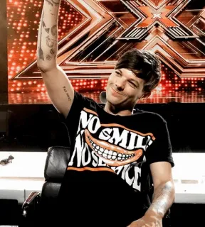 💸 18775ab9 Louis Tomlinson NO SMILE NO SERVICE person, singer, celebrity, artist telegram sticker