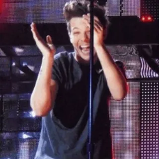 🥀 e0064364 Louis Tomlinson Louis Tomlinson, One Direction, Chanteur, Pop Star, Célébrité, Musique, Joyeux, Excité telegram sticker