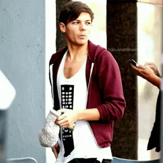 🌶 c7eb87ba Louis Tomlinson hqlouistomlinson pria, penyanyi, selebriti, orang, potret, pria whatsapp sticker