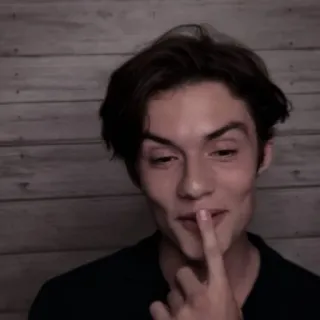 📀 9b190952 ragazzo, ritratto, dito, persona, giovane telegram sticker