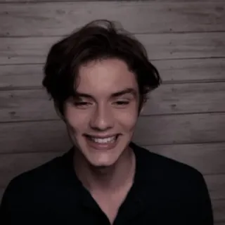 📀 c5d1bd82 sorridente, ritratto, persona, giovane, casual telegram sticker