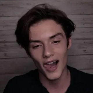 📀 dbc6ab5d ritratto, uomo, giovane, casual, persona, viso, espressione telegram sticker