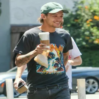 🖤 b94f7d3a telegram sticker