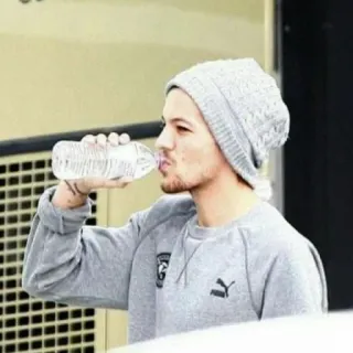 'Tomilson'🖤 ;; @ZiamerMalik telegram stickers