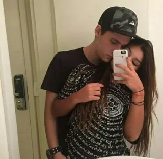 ❤️ 331659b4 คู่รัก, เซลฟี่, ความรัก, ความสัมพันธ์, วัยรุ่น telegram sticker