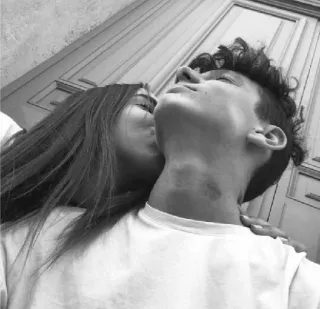 ❤️ 38412d4a จูบ, คู่รัก, ความรัก, โรแมนติก, ความรักใคร่ telegram sticker