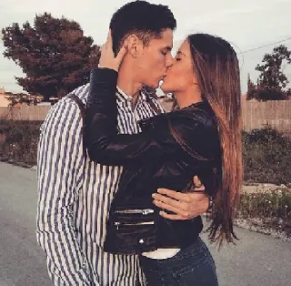 ❤️ 3b5d38db คู่รัก, จูบ, โรแมนติก, ความรัก, ความรักใคร่ telegram sticker