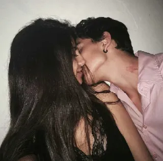 ❤️ 9a2771a1 จูบ, คู่รัก, โรแมนติก, ความรัก, ความสัมพันธ์ telegram sticker