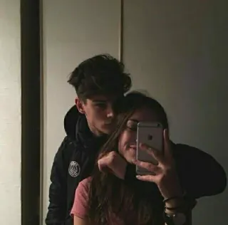 ❤️ d856ff5a คู่รัก, วัยรุ่น, ความสัมพันธ์, ภาพเหมือน, เซลฟี่ telegram sticker