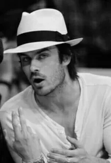 © ddd99e94 uomo, cappello, dito medio, celebrità, gesto, offesa whatsapp sticker