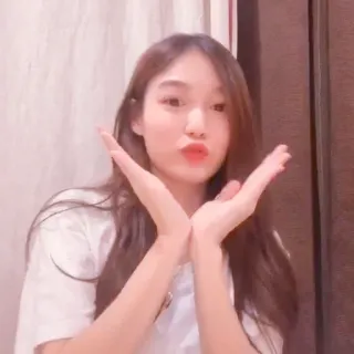 🦢 2c4fb39a mujer, chica, retrato, linda, pose whatsapp sticker