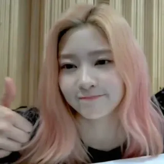 🍧 1f73ee31 女性, 人, 竖起大拇指, 肖像, 女性, 亚洲人, 韩国人 telegram sticker