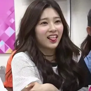 🍧 69dfd081 女人, 人, 亚洲人, 肖像, 舌头 telegram sticker