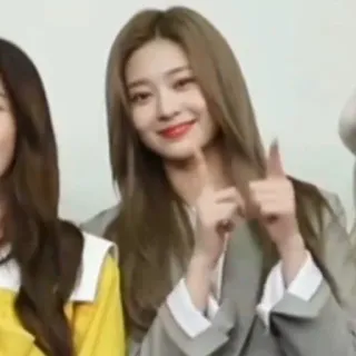 🍧 7e687698 女性, 韩流, 团体, 亚洲 telegram sticker