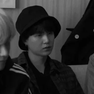 𝑴𝒊𝒏 𝑳𝒖𝒅𝒊𝒔 -☽︎ telegram stickers