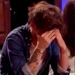 🤦 2f3fc43a sedih, menangis, kesal, emosi, tertekan, pria, facepalm whatsapp sticker