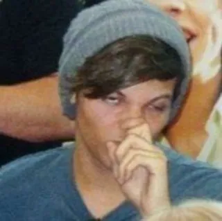 😐 7d7a1c2d whatsapp sticker