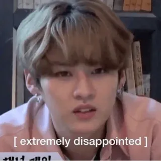 🔮 30448044 extremely disappointed disappointed, expression, meme, kpop whatsapp sticker