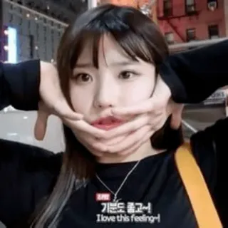 🔮 38ab90e1 기분도 좋고~ I love this feeling~! korean, woman, girl, feeling, happy, joyful whatsapp sticker