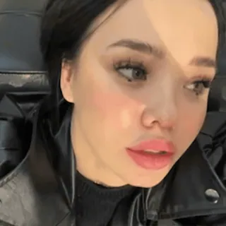 😕 7ea99a49 ผู้หญิง, ภาพเหมือน, ความงาม, แต่งหน้า, เสื้อหนัง, เซลฟี่, คน, ใบหน้า telegram sticker