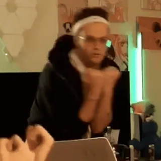 🕺 b882936a telegram sticker