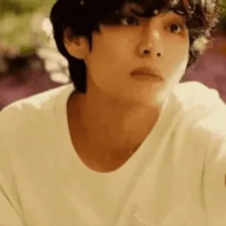 🎈 f18dbd39 V BTS, K-Pop, певец, музыкант, айдол telegram sticker