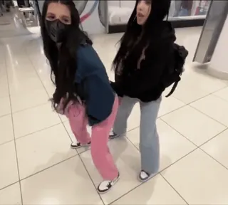 🫣 cbc8bcb1 telegram sticker