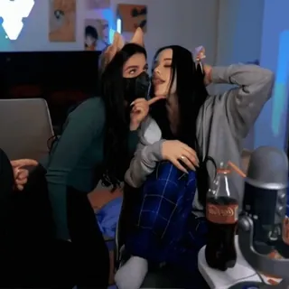 💋 e813242f telegram sticker