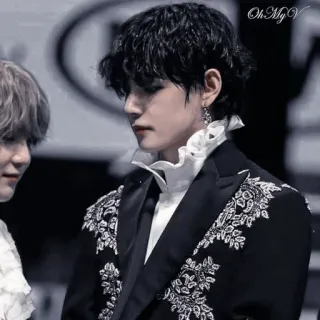 ▫️ 159108e0 OhMyV kpop, fashion, portrait, v, kim taehyung telegram sticker