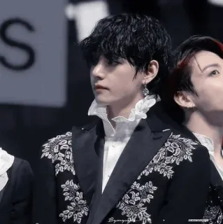 ▫️ 577f9a7b V kpop, bts, taehyung, v, idol telegram sticker