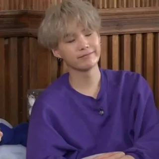 ☺️ 8dad86fe Suga kpop, bts, min yoongi, idol, cantante, maschio telegram sticker