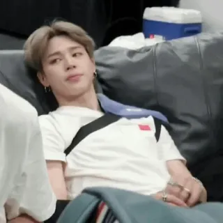 😒 98f4c0fb Jimin kpop, jimin, cantante, celebrità, bts telegram sticker