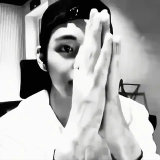 🔪 16eb48bc V kpop, idola, asia, imut, hitam putih telegram sticker