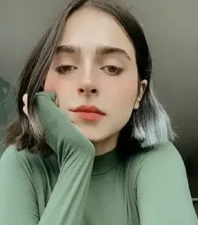 🕳 4aef12f5 vrouw, portret, meisje, brunette, gezicht, make-up telegram sticker