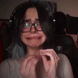 🕳 862a187d huilend, verdrietig, emotioneel, vrouw, meisje, portret telegram sticker