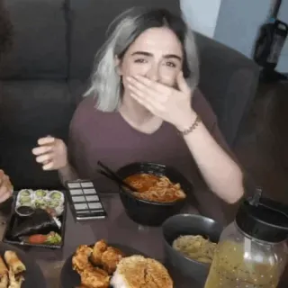 🕳 9b864992 vrouw, ramen, eten, sushi, maaltijd, lunch telegram sticker