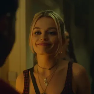 🌸 f383227e Maeve Wiley Sex Education Maeve Wiley, Sex Education, Serial Netflix, Postać, Blondynka, Dziewczyna telegram sticker