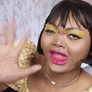 👋 b8014382 kobieta, makijaż, portret, moda, uroda telegram sticker