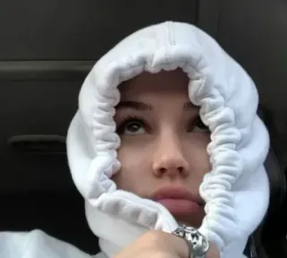 maggie lindeman ; @mioogif telegram stickers