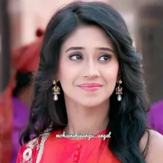 😄 c05aa985 mohsinsbivangii_angel phụ nữ, chân dung, người Ấn Độ, diễn viên, bông tai, nụ cười telegram sticker