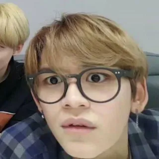 ⛓ 3d2eaf43 orang, kacamata, wajah, potret, ekspresi whatsapp sticker