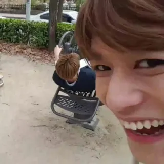 ⛓ ec23c19b whatsapp sticker